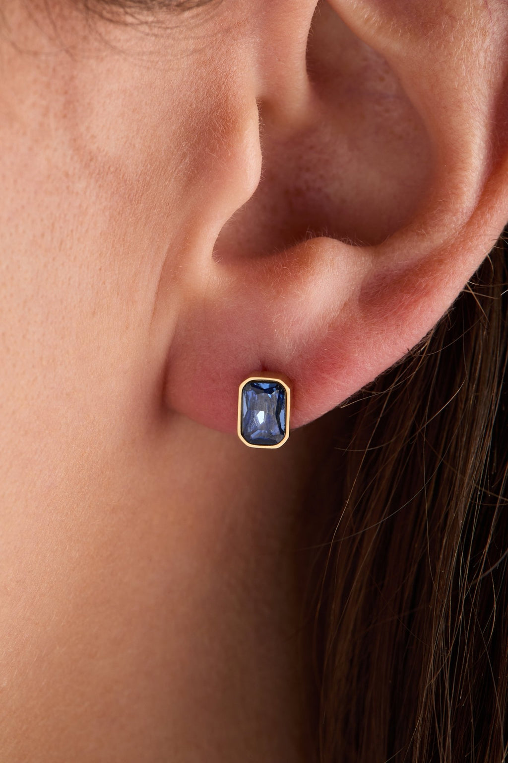 September Emerald - Cut Birthstone Stud Earrings - Destiny's Beautiful World