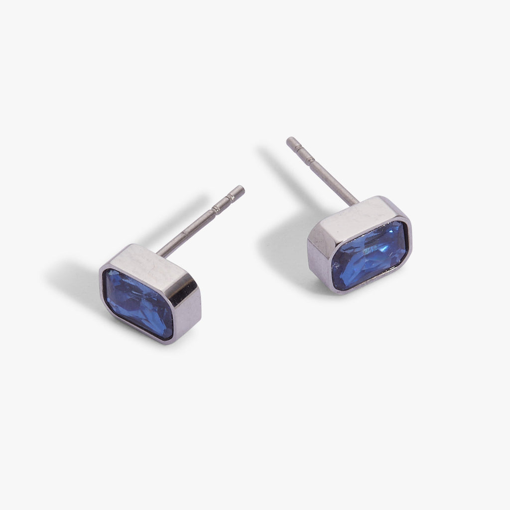 September Emerald - Cut Birthstone Stud Earrings - Destiny's Beautiful World