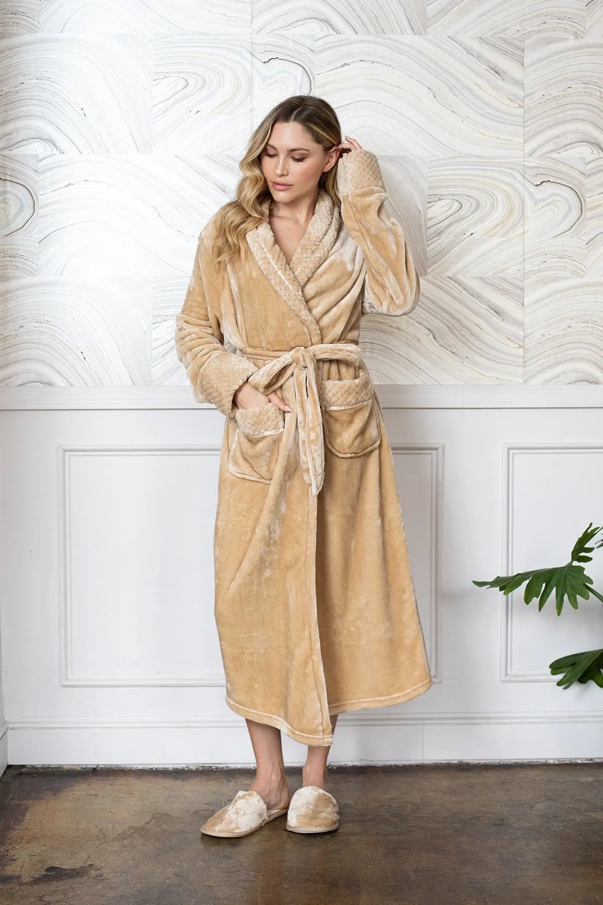 Women's Ultra Soft Plush Bathrobe - Destiny's Beautiful World