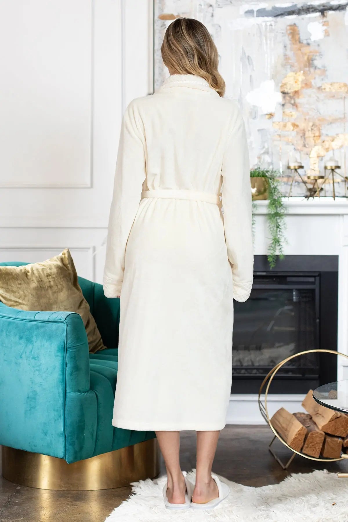 Women's Ultra Soft Plush Bathrobe - Destiny's Beautiful World