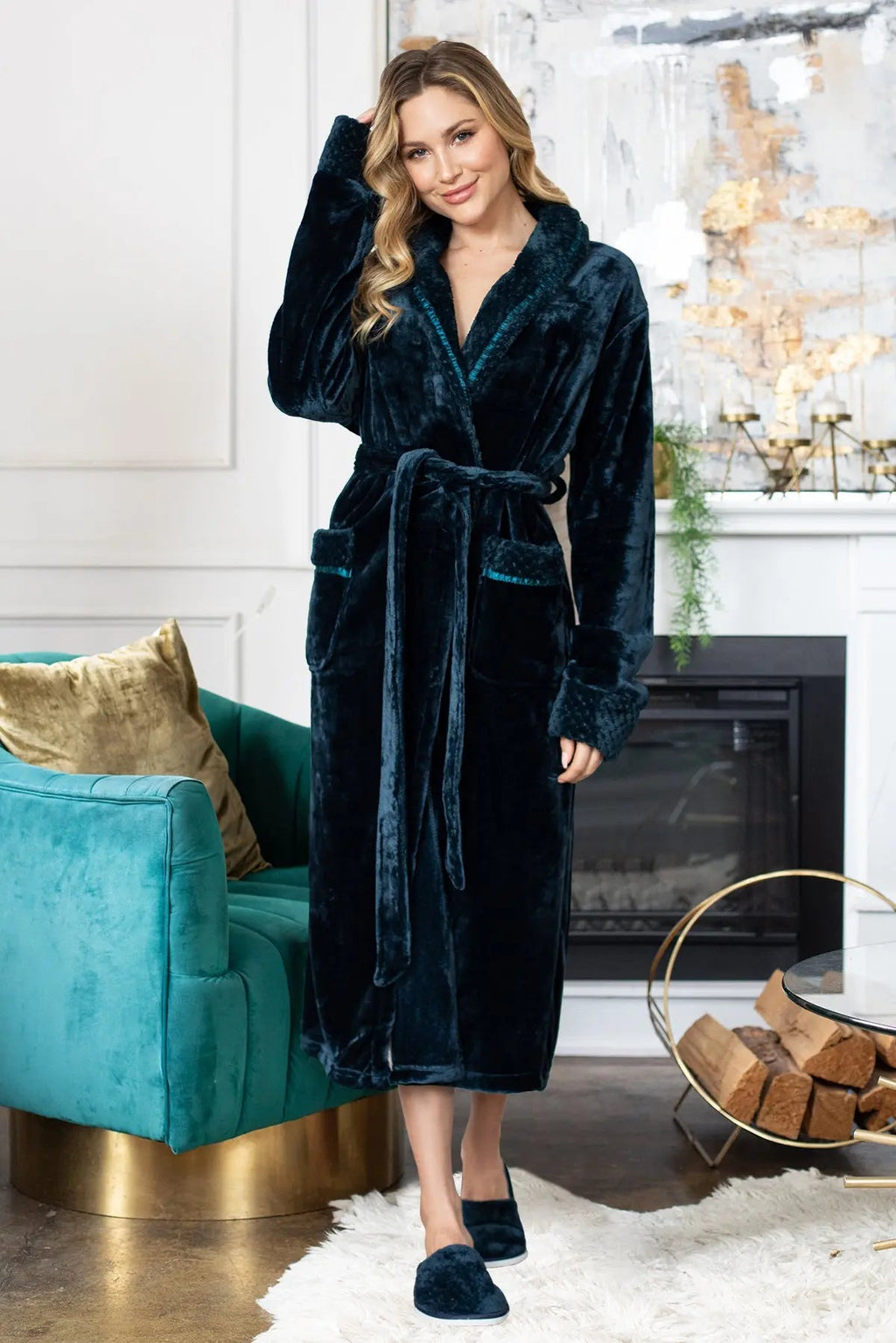 Women's Ultra Soft Plush Bathrobe - Destiny's Beautiful World